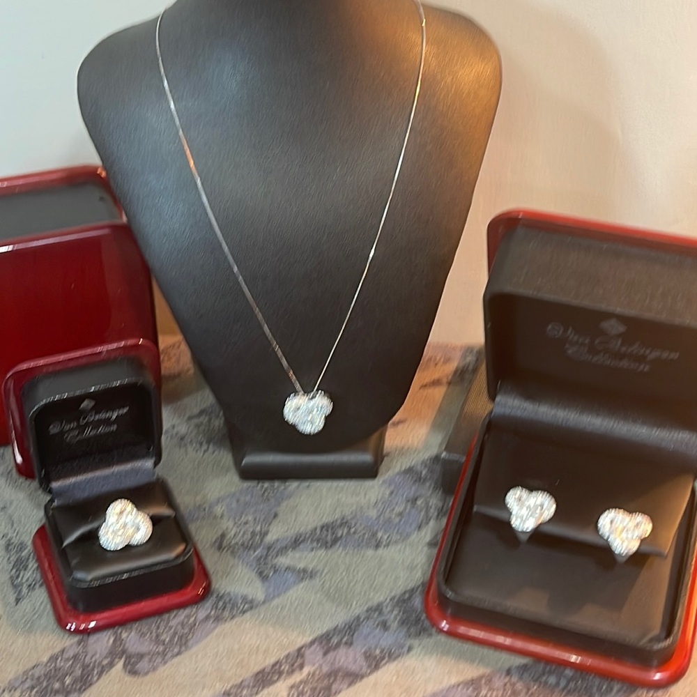 Van Belinger Collection, 3 Piece 14KT White Gold, and Diamonds